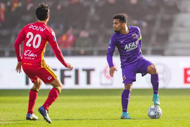 韩旭16分杨力维10+5 中国女篮热身不敌西班牙